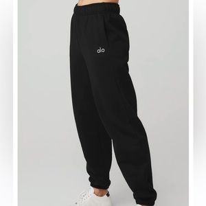 Accolade Sweatpants
